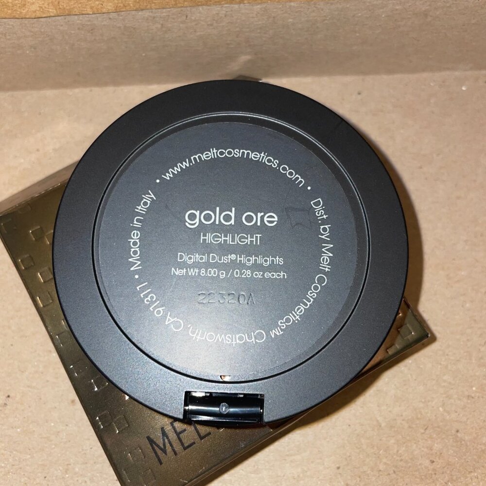 Melt Cosmetics Gold Ore Digital Dust Highlighter Powder Compact NEW - Picture 5 of 6